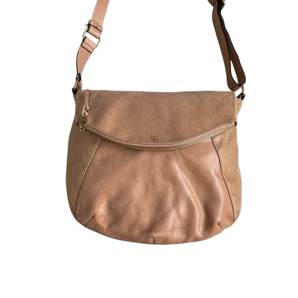 Elliott Lucca Soft Grain Leather Crossbody Large Bag Snap Closure Boho Chic - Picture 3 of 12